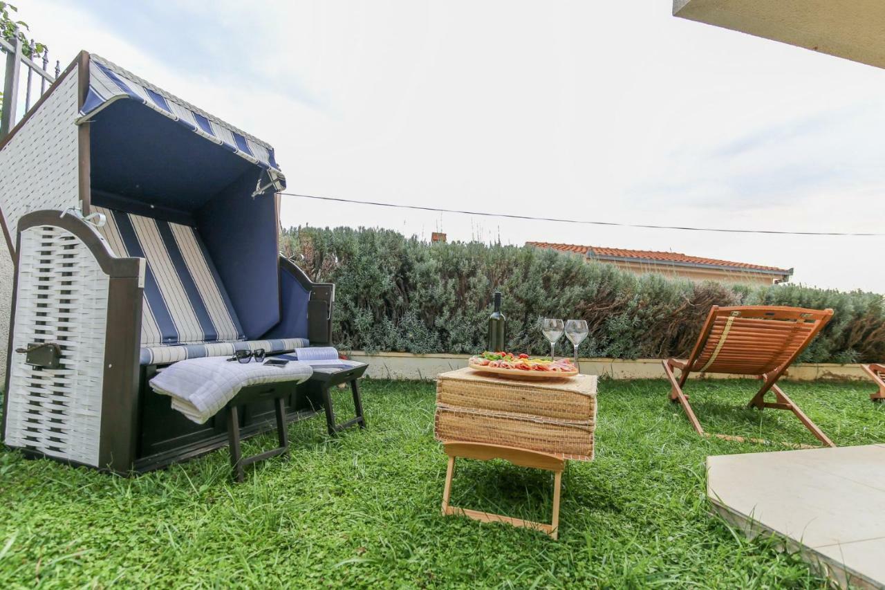 Eco Eclectic Villa With Pool Solin Exterior photo