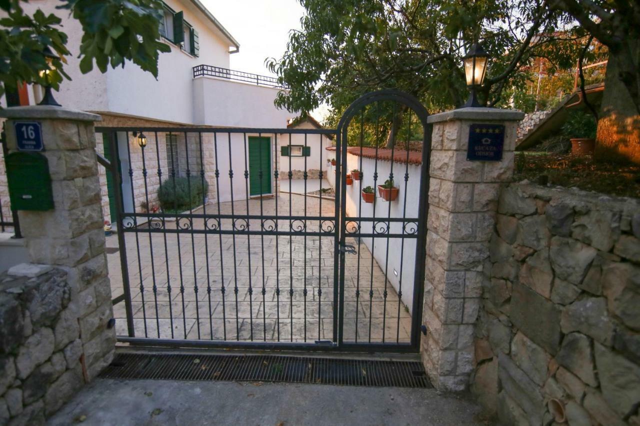 Eco Eclectic Villa With Pool Solin Exterior photo